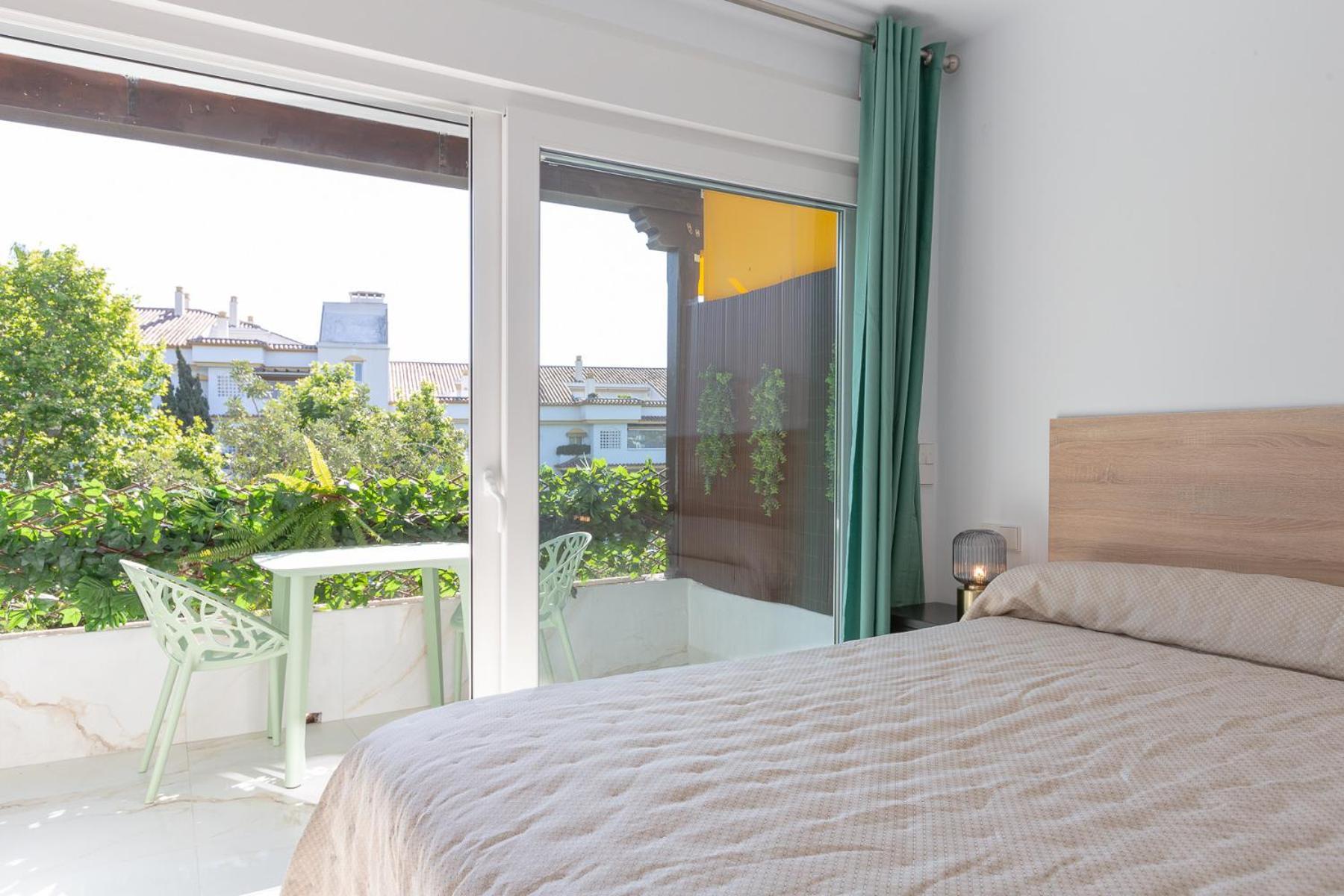 Acuarium Bonito Loft Con Piscina La Milla De Oro Apartment